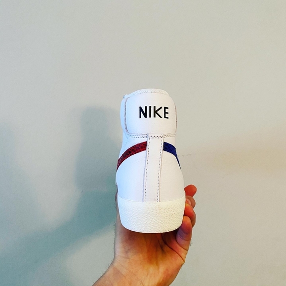 BRAND NEW NIKE BLAZERS 77 MIDS MULTIPLE SIZES - Picture 5 of 5